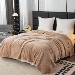 Koc 160x200 cm mikrofibra Cotton World miękki ciepły pled narzuta na łóżko beżowy KHT-56