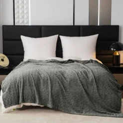 Koc 160x200 cm mikrofibra Cotton World miękki ciepły pled narzuta na łóżko beżowy KHT-58
