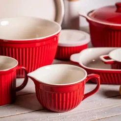 Miska ceramiczna z uchwytem i wylewką czerwona 13,5 cm Altom Design Red Chilli