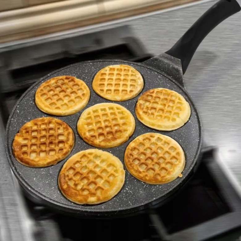 Patelnia do mini gofrów placków jajek 26 cm pancakes aluminiowa indukcja gaz Zilner ZL 2416