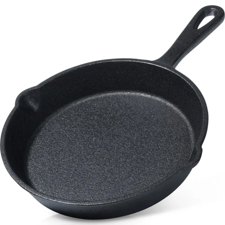 Patelnia żeliwna CAST LINE mała 15 cm na indukcje gaz ognisko Vilde