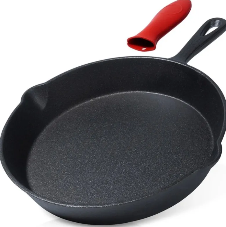 Patelnia żeliwna z silikonową nakładką CAST LINE 25 cm indukcje gaz ognisko Vilde