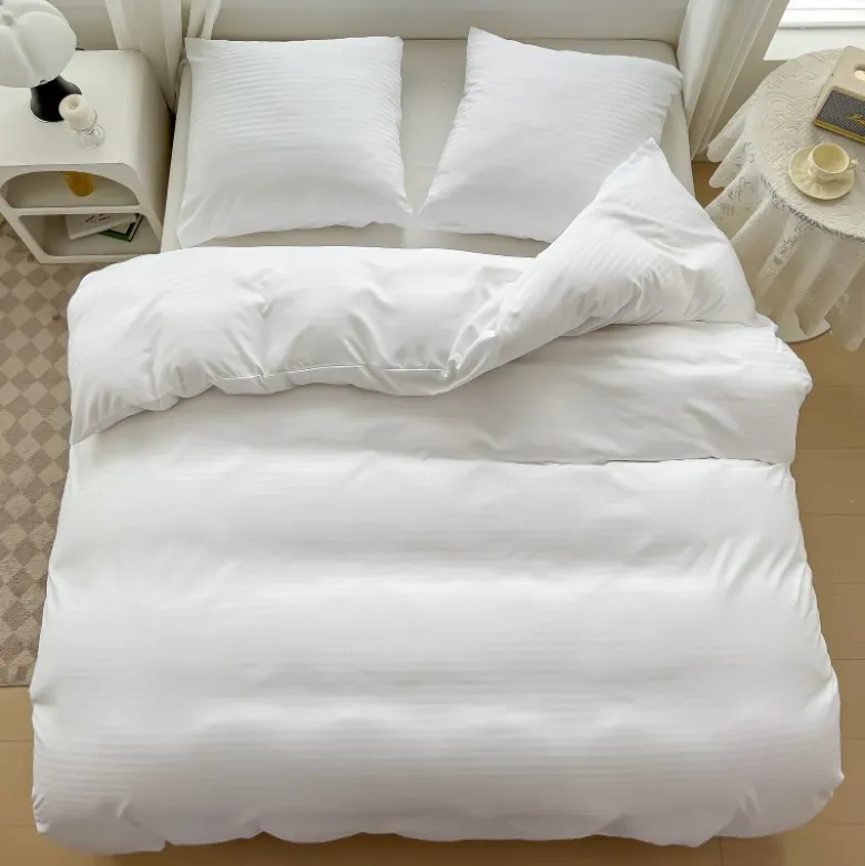 Pościel 160x200 adamaszek bawełna satynowa GierekHoff gruba 3 części GH 3037 hotelowa biała w paski