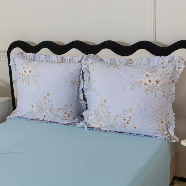 Pościel z falbanką 220x200 mikrofibra Cotton World 3 części niebieska w kwiaty 2905
