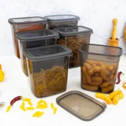 Pojemnik kuchenny z pokrywką na produkty sypkie wysoki czarny 1,85L Vilde