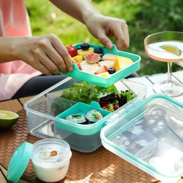 Pojemnik śniadaniowy plastikowy lunchbox GierekHoff Bento 5 komór z pojemnikiem na sos śniadaniówka na żywność GH 1106