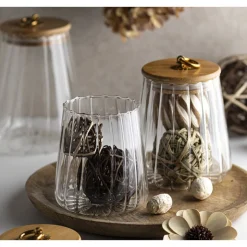 Pojemnik szklany 750 ml z drewnianą pokrywką Bella Florina 3P 4674