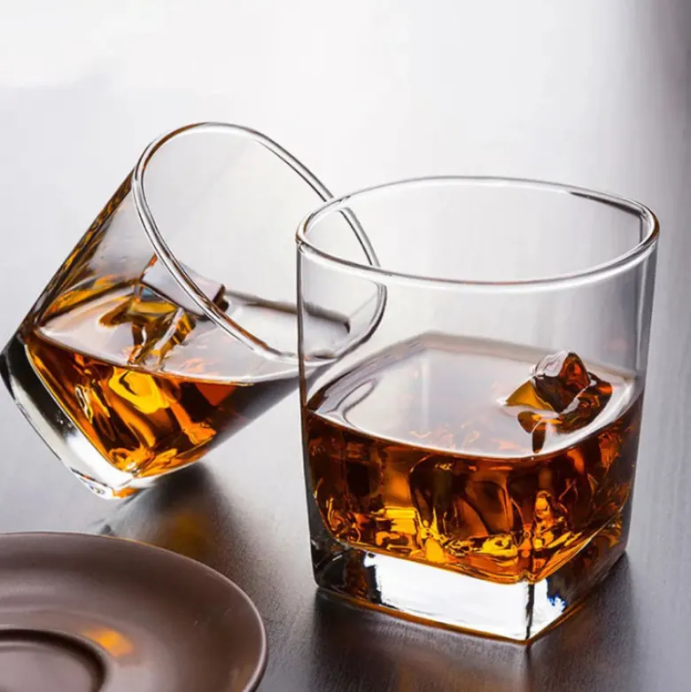 Szklanka do whisky napojów drinków 310 ml Galicja Marion