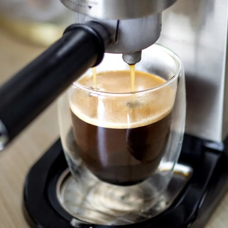 Szklanki termiczne 300 ml komplet 2 sztuk z podwójnymi ściankami Kamille 9004