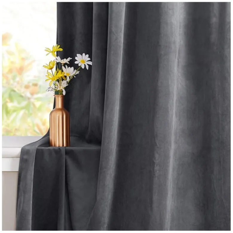 Zasłony grube Velvet na taśmie 140x250 cm srebrzysty blask