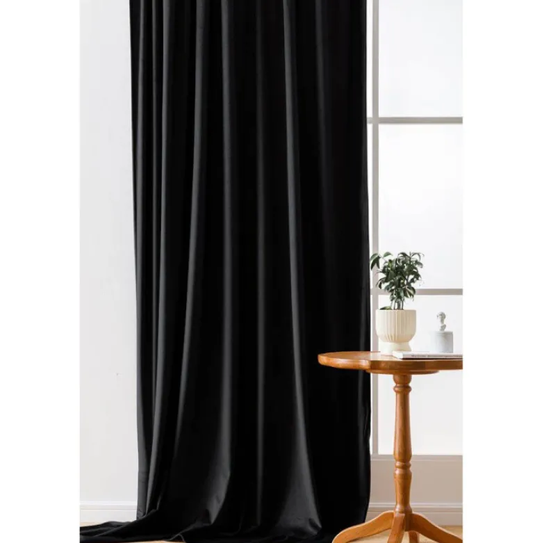 Zasłony zaciemniające na taśmie Cotton World Velvet na taśmie 140x250 cm czarne